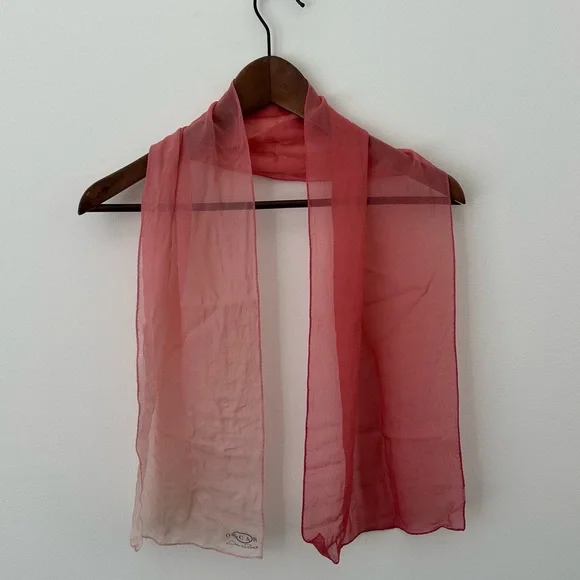 Vintage Oscar de la Renta Ombre Silk Chiffon Scarf - Excellent Condition - Picture 5 of 8